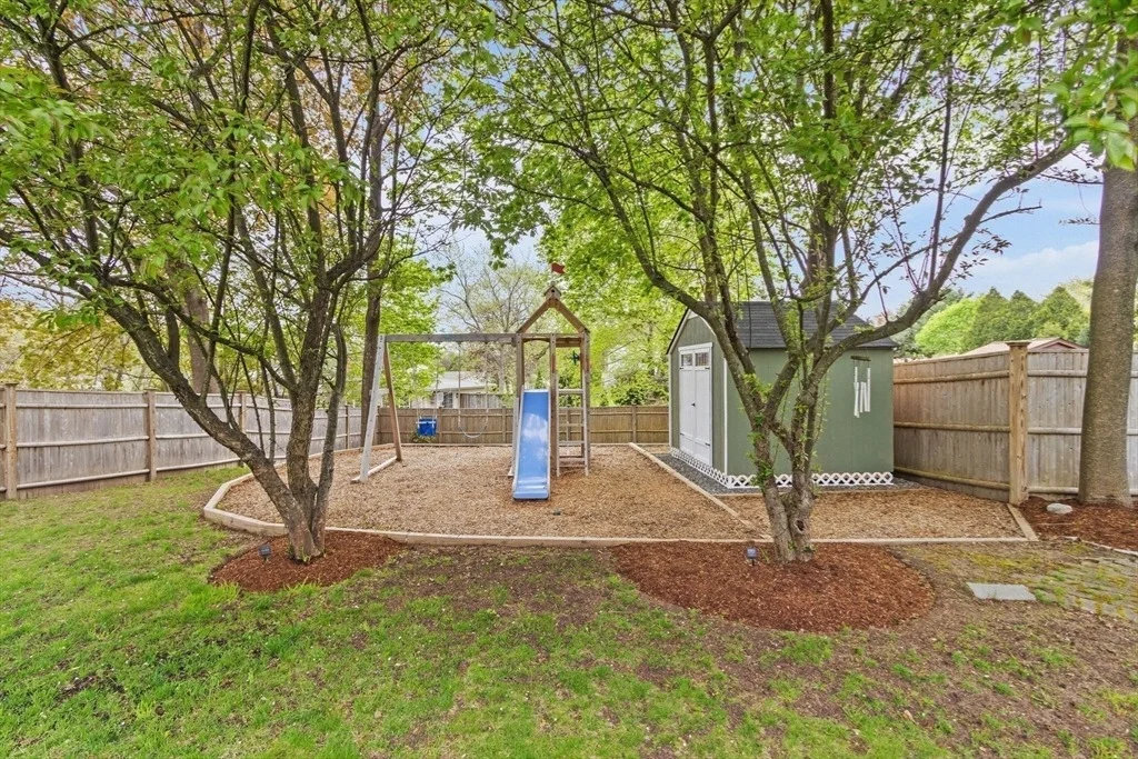 Photo of 17 Bradford Rd