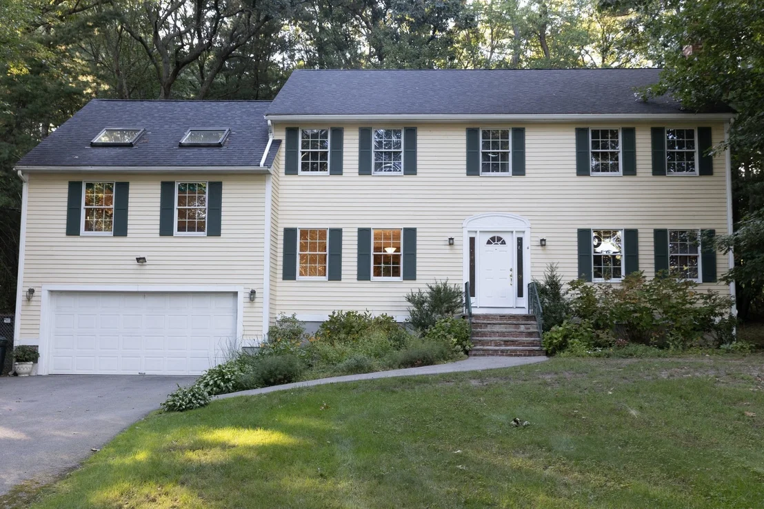 Photo of 4 Mead Circle