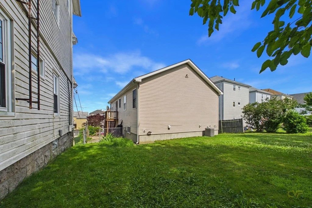 Photo of 212 Haffards St
