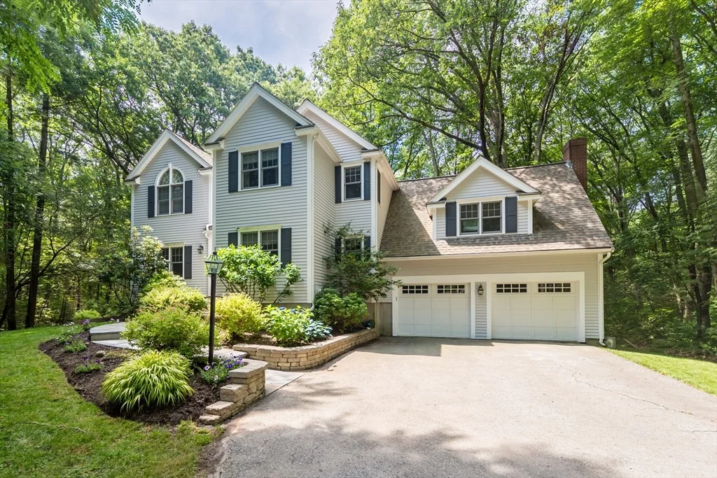 Photo of 6 Course Brook Ln