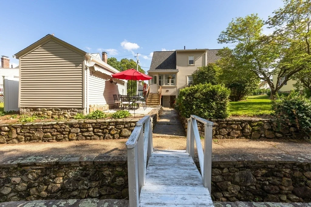Photo of 8 Merriweather Rd