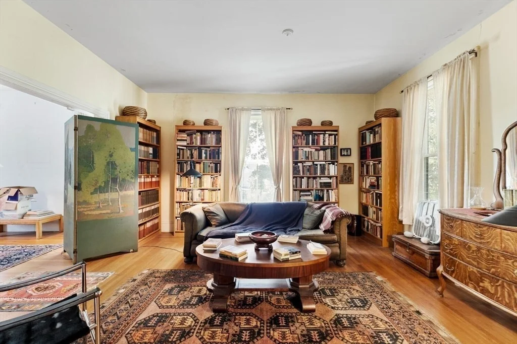 Photo of 41 Dearborn St