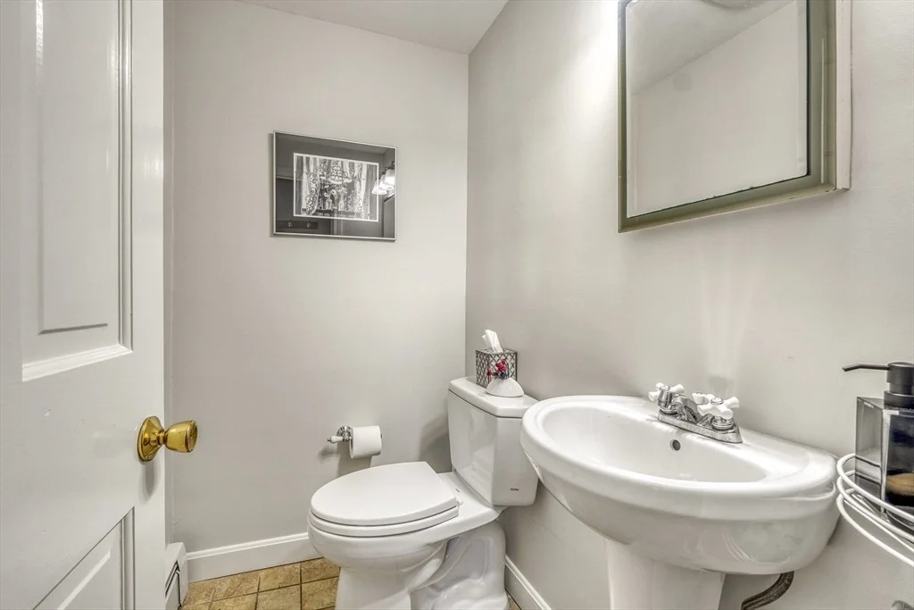 Photo of 186 Conant Road