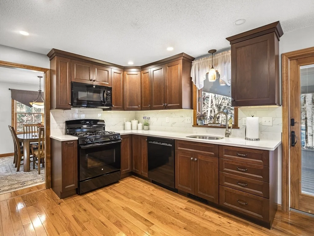 Photo of 4 Michaels Dr