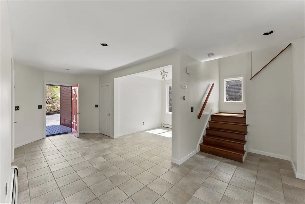 Photo of 43 Farina Road