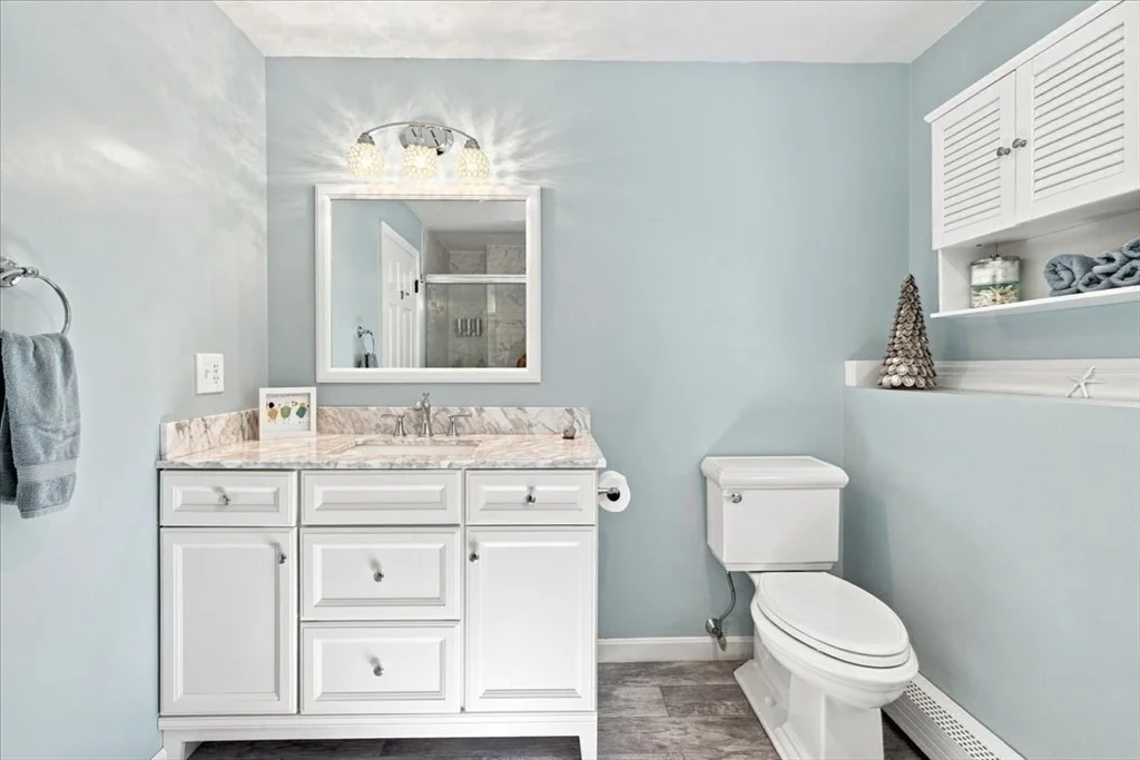 Photo of 3 Copper Beech Dr