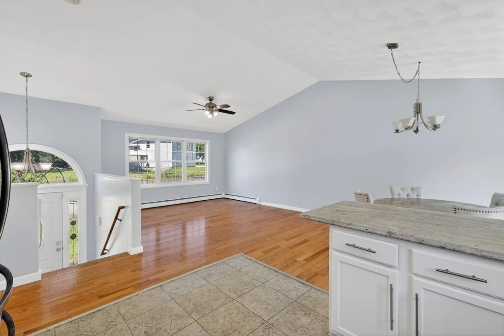 Photo of 3 Oak Leaf Cir