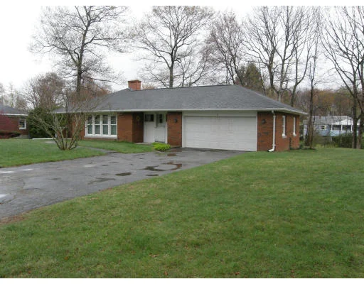 Photo of 6 Jaybee Ave