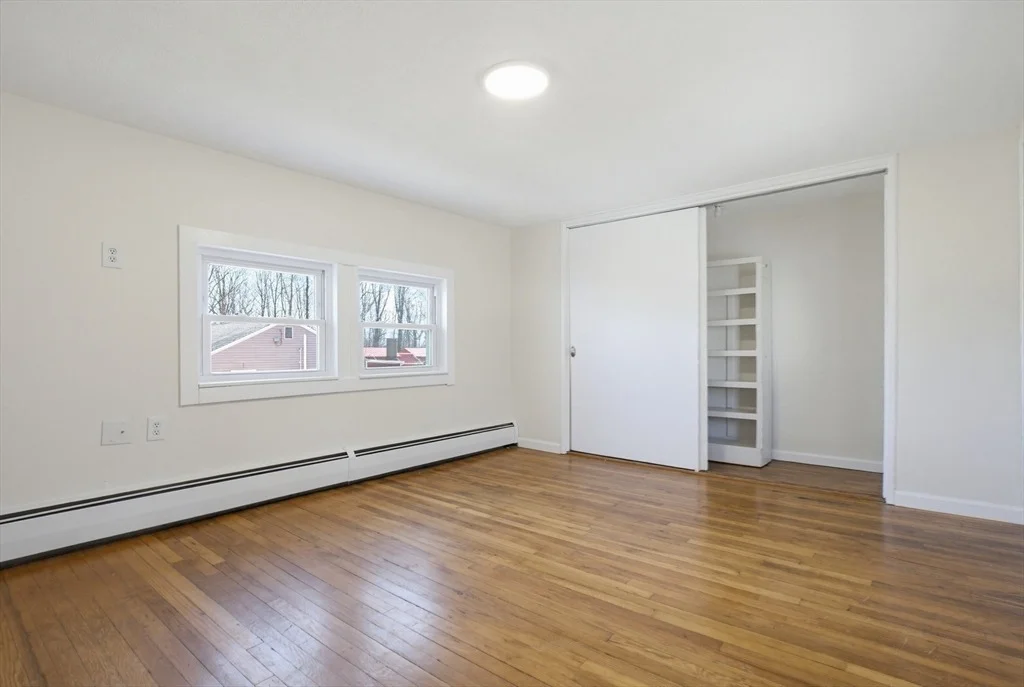 Photo of 142 Whiting St