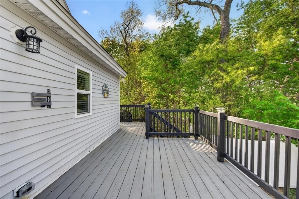 Photo of 423 Textile Ave
