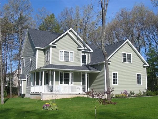 Photo of 12 Fox Run