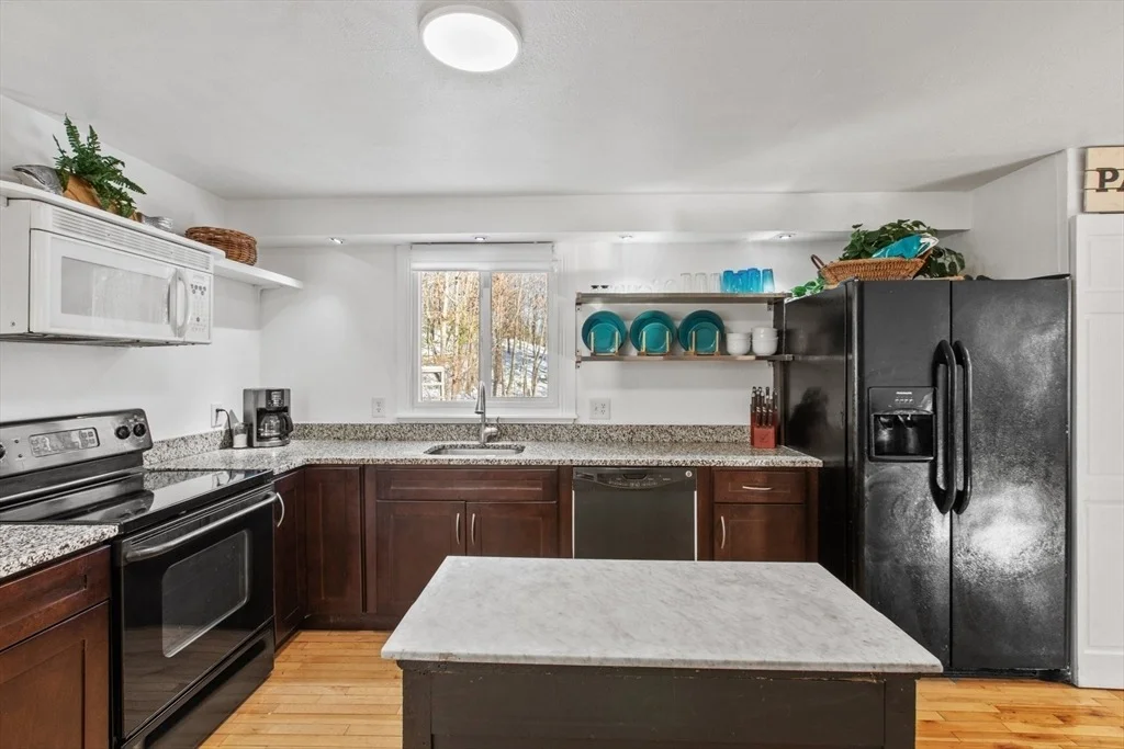Photo of 5 Fieldstone Lane