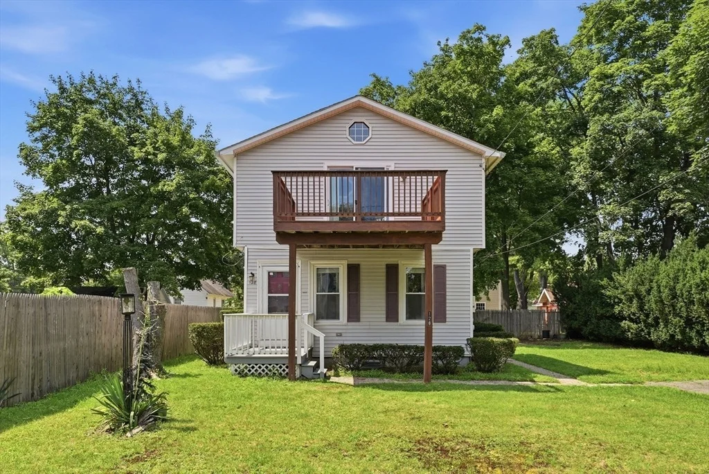 Photo of 128 Newfield Rd