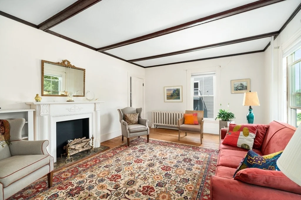 Photo of 32 Blynman Avenue