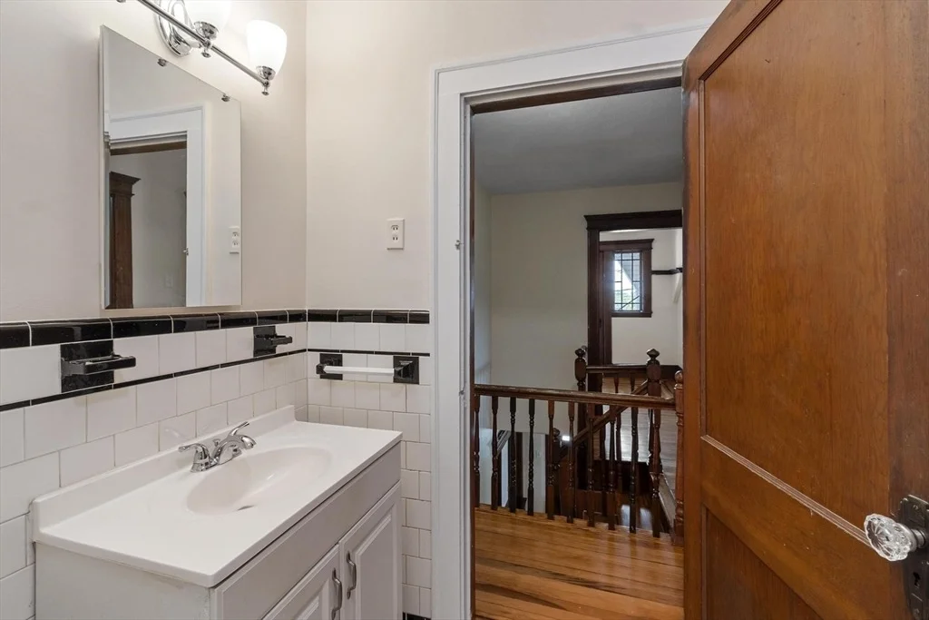 Photo of 219 Walnut Street