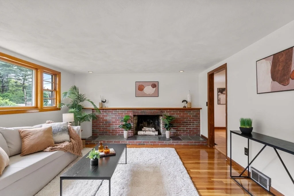 Photo of 33 Heather Drive
