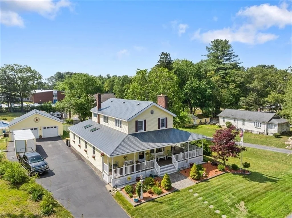 Photo of 472 Potter Rd.