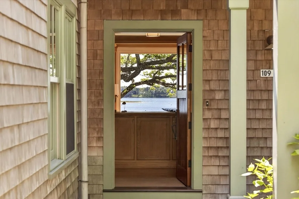 Photo of 109 Eel River Road