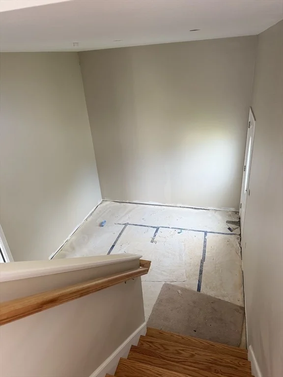 Photo of 52 Warner Ave