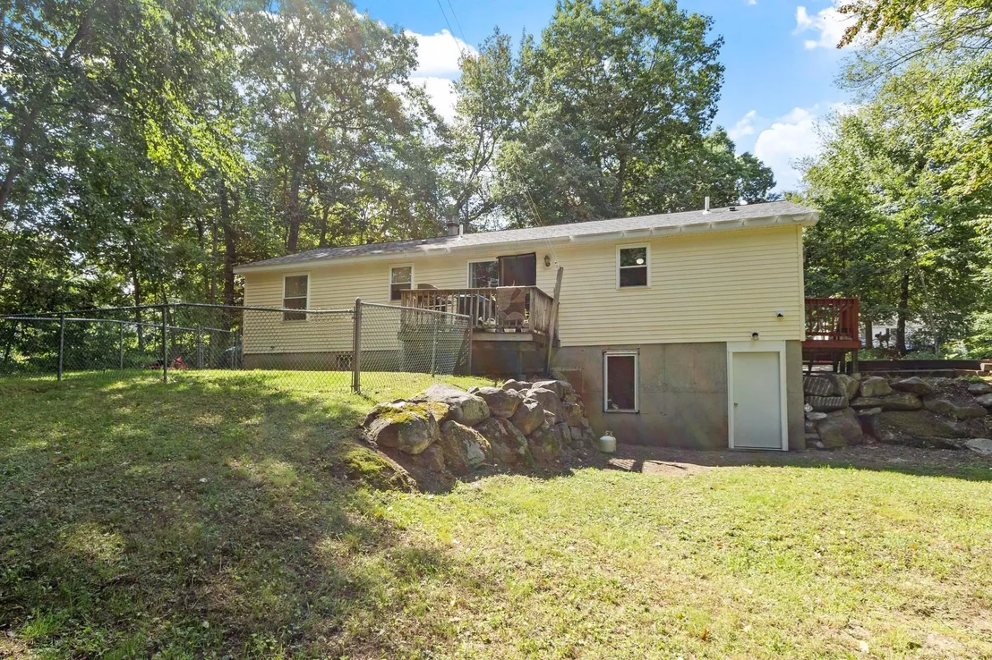Photo of 64 Mystery Ln