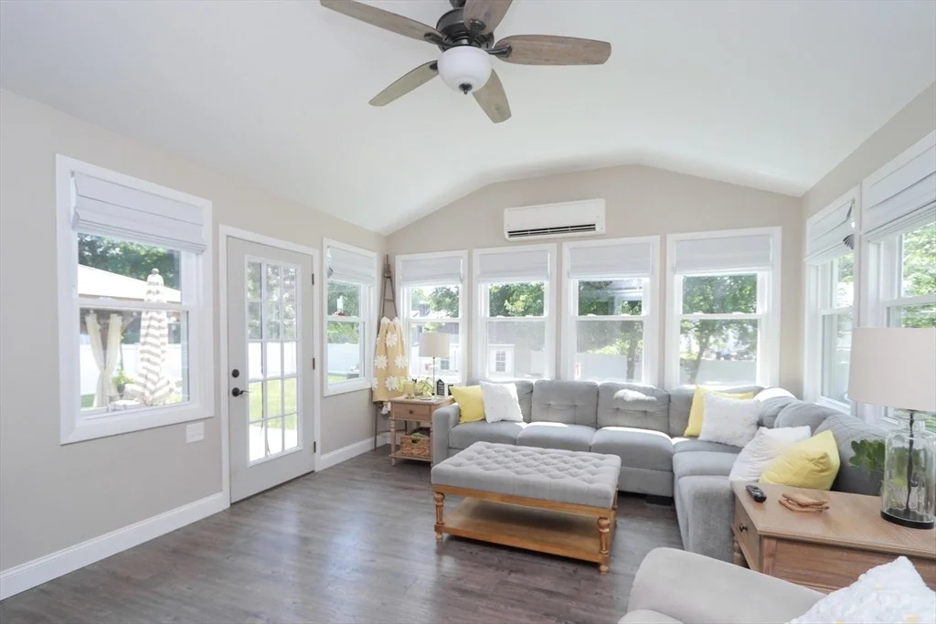 Photo of 88 Meadowlark Dr.