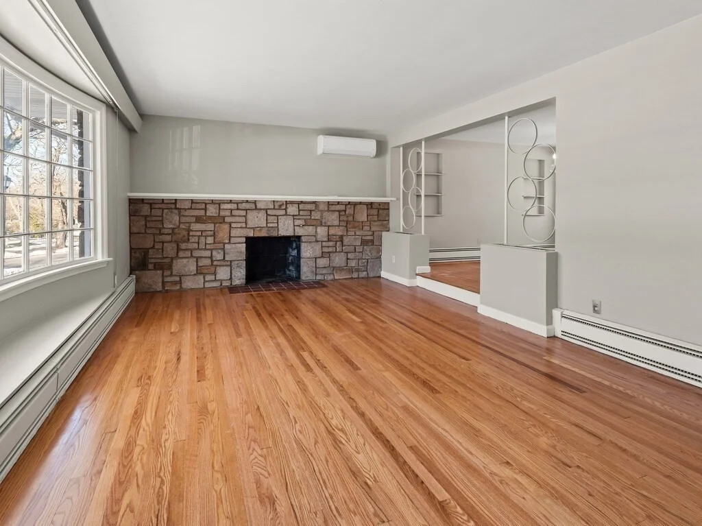 Photo of 42 Ellis Dr.