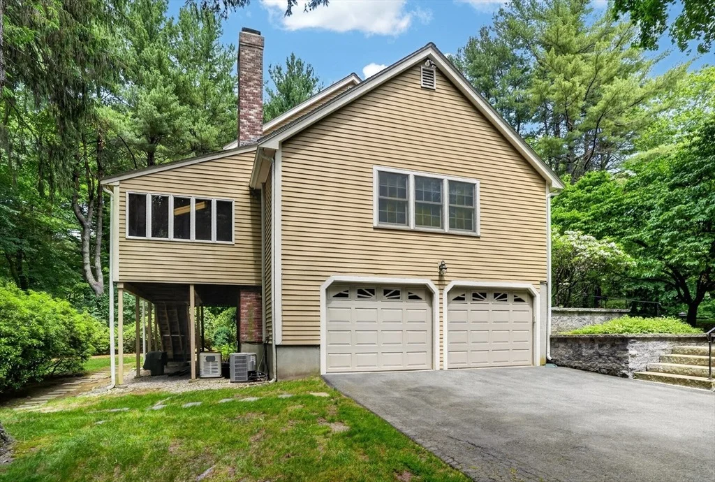 Photo of 17 Maplewood  Road