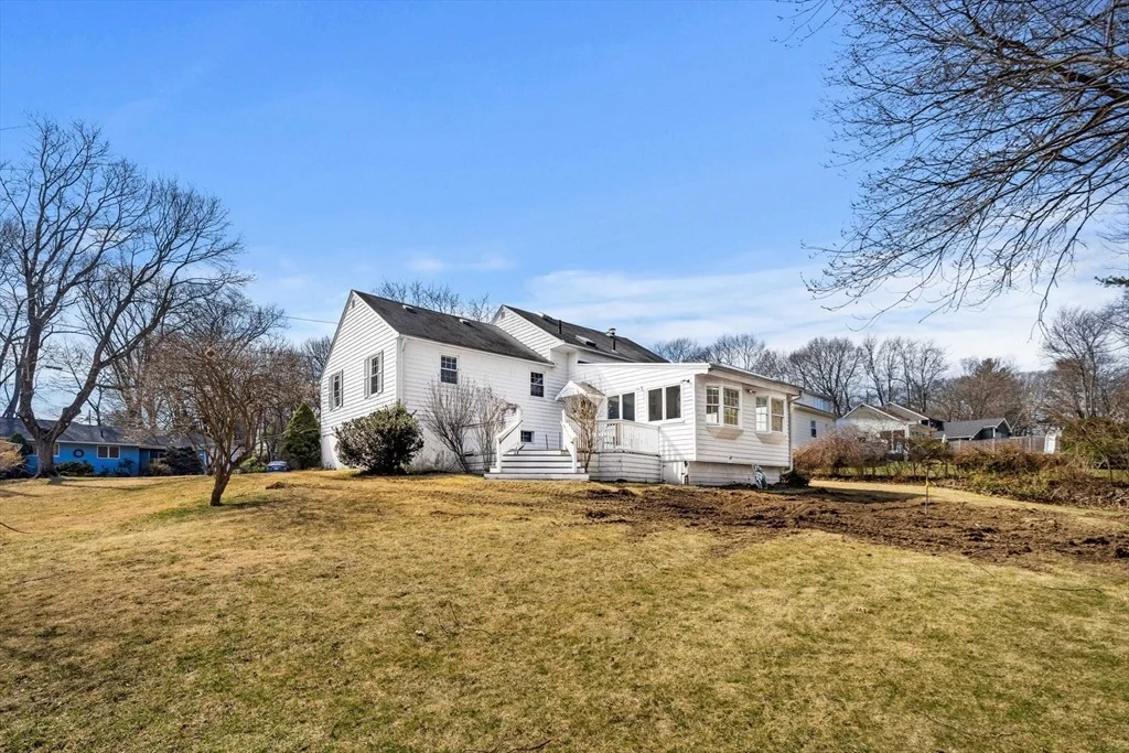Photo of 7 Putney Ln
