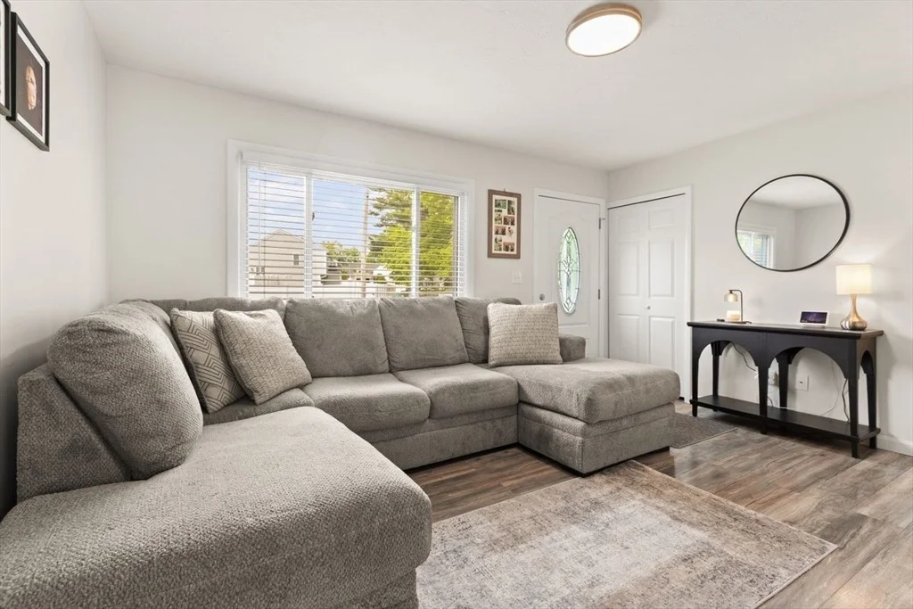 Photo of 8 Viking Drive