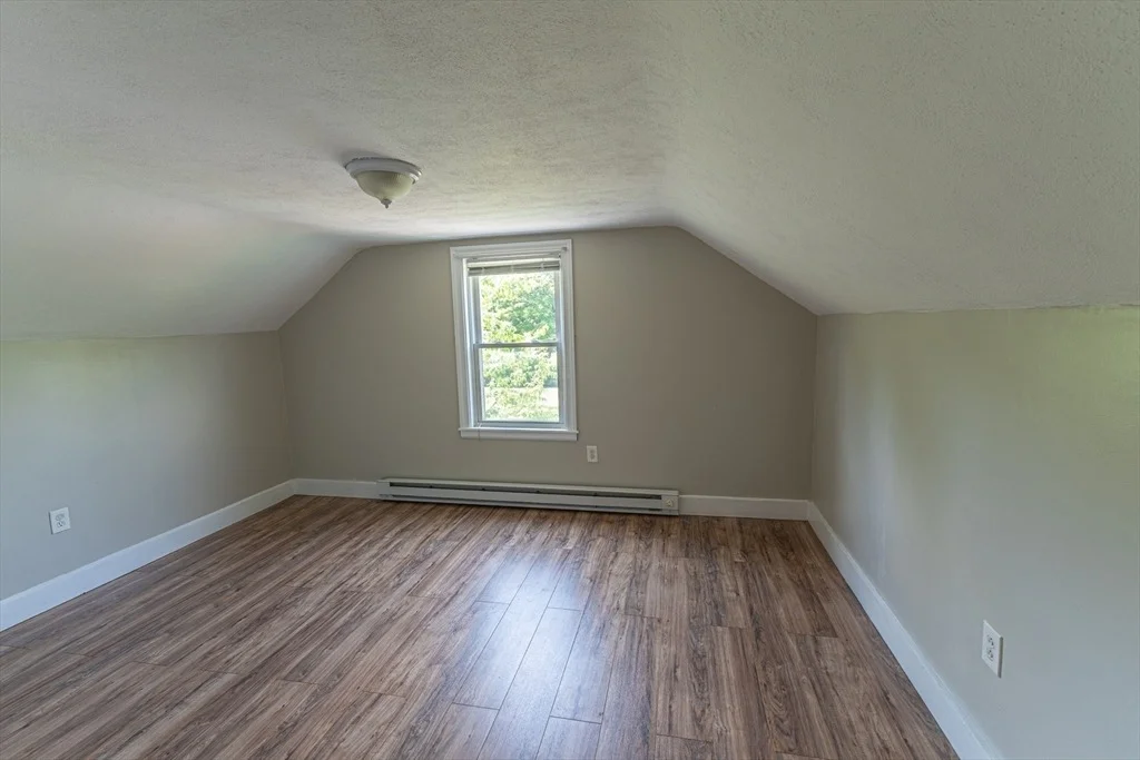 Photo of 152 Southbridge Rd
