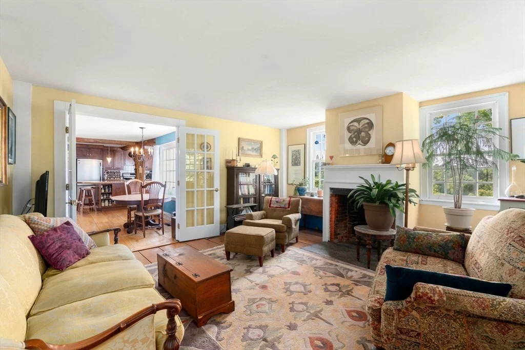 Photo of 287 Williamsburg