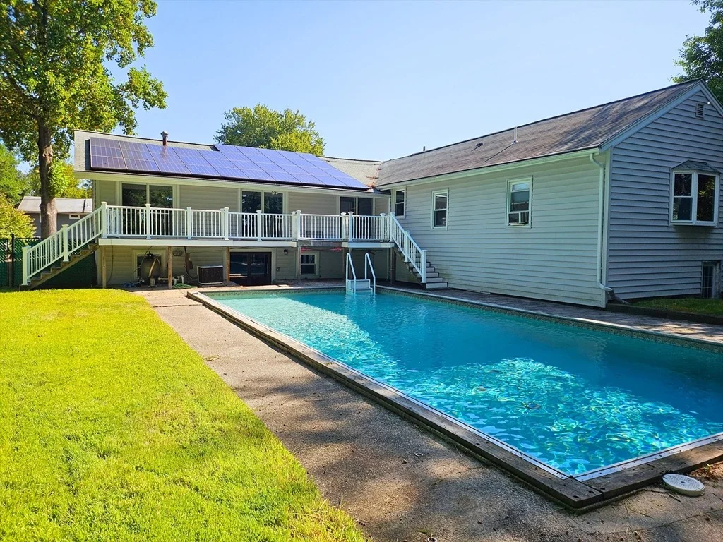 Photo of 5 Stanford Cir