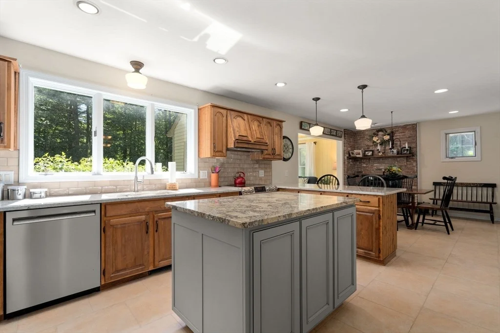 Photo of 180 Loomis Ridge