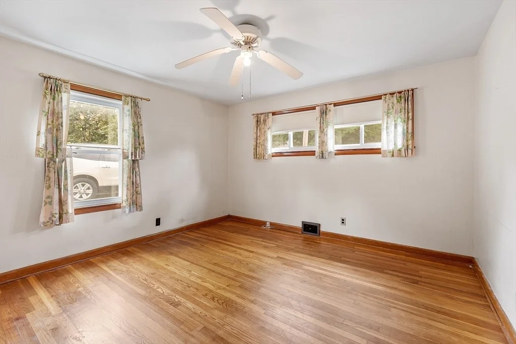 Photo of 31 Ken Dr