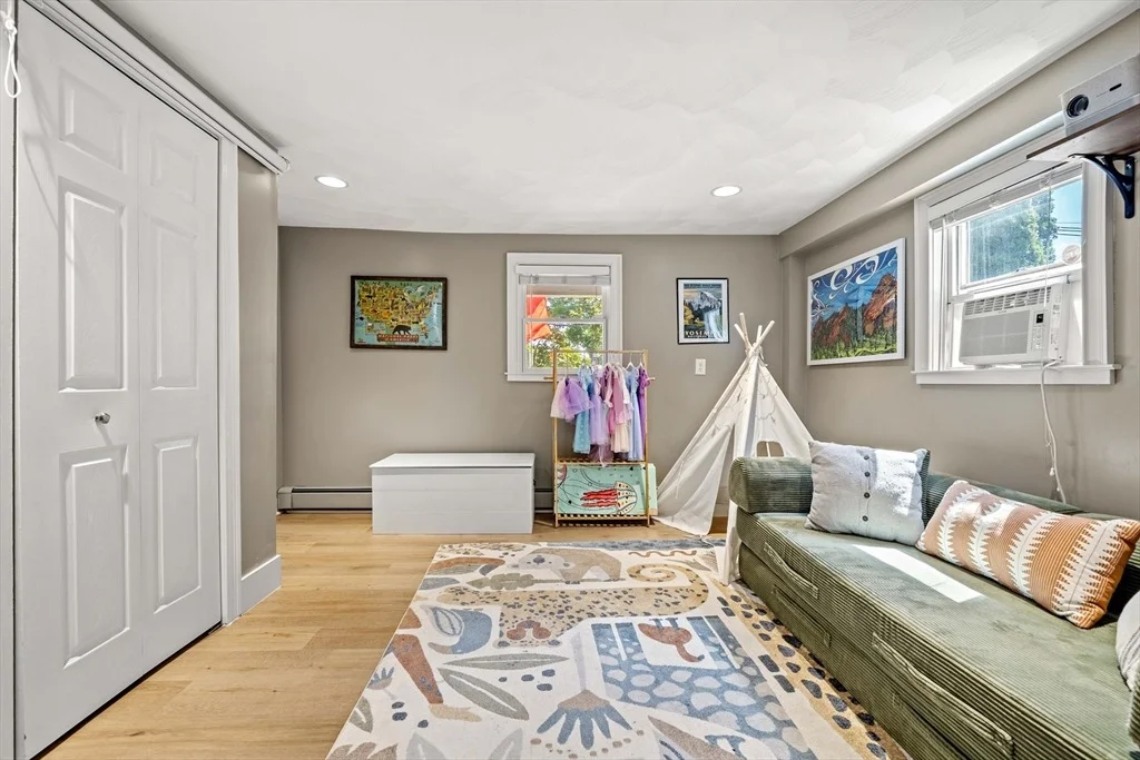 Photo of 22 Beach Ave