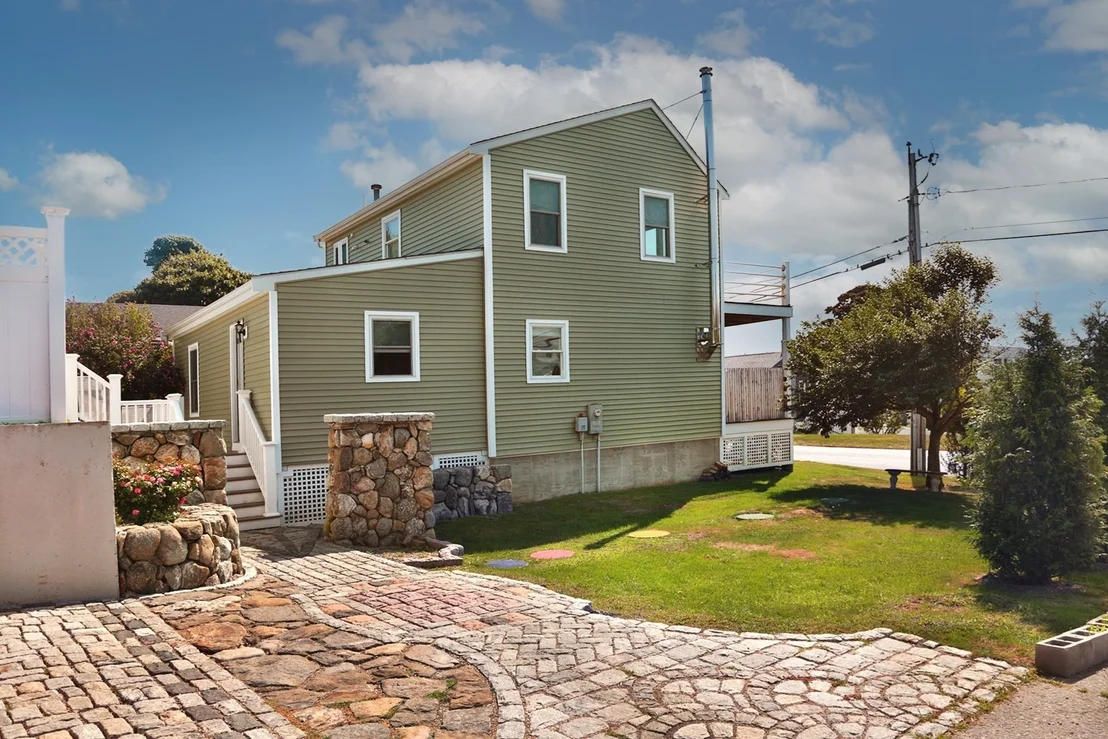Photo of 15 Clark Rd