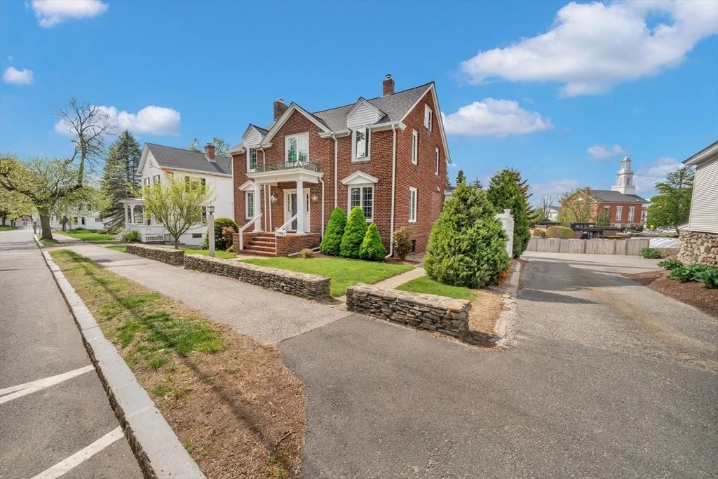 Photo of 8 Chestnut St