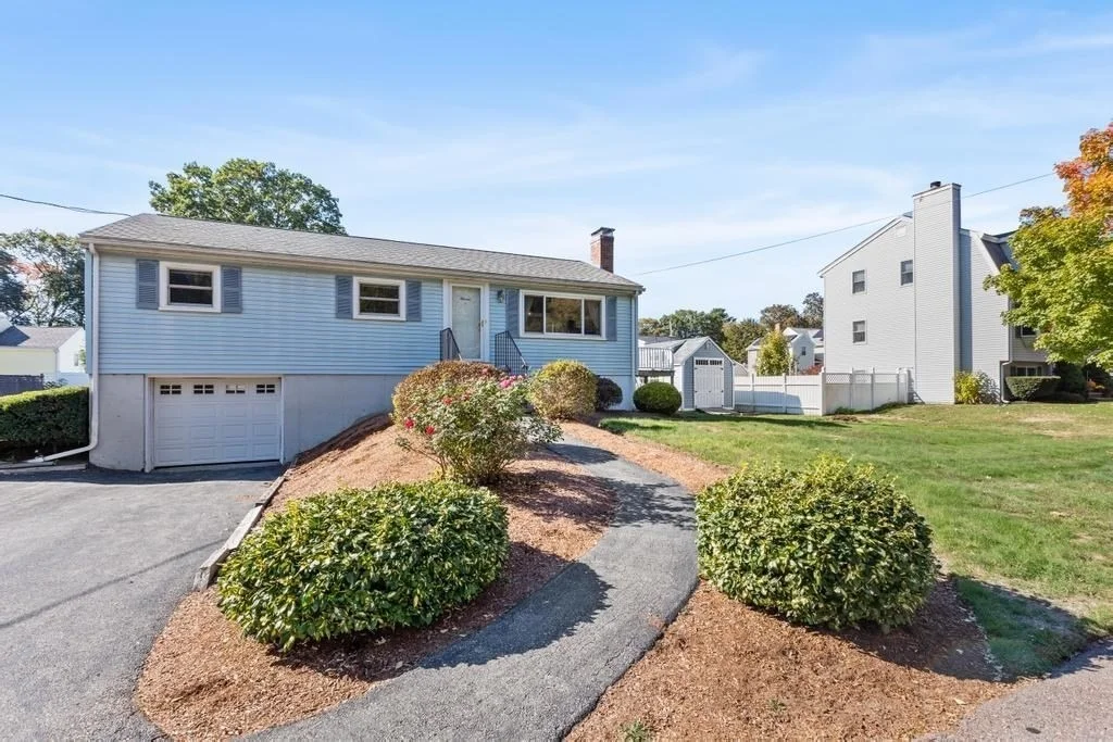 Photo of 11 Cedarcrest Road