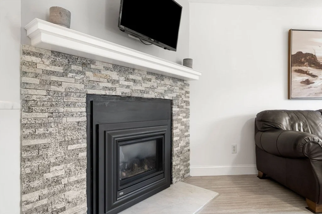 Photo of Unit F at 15 Riverview Ave