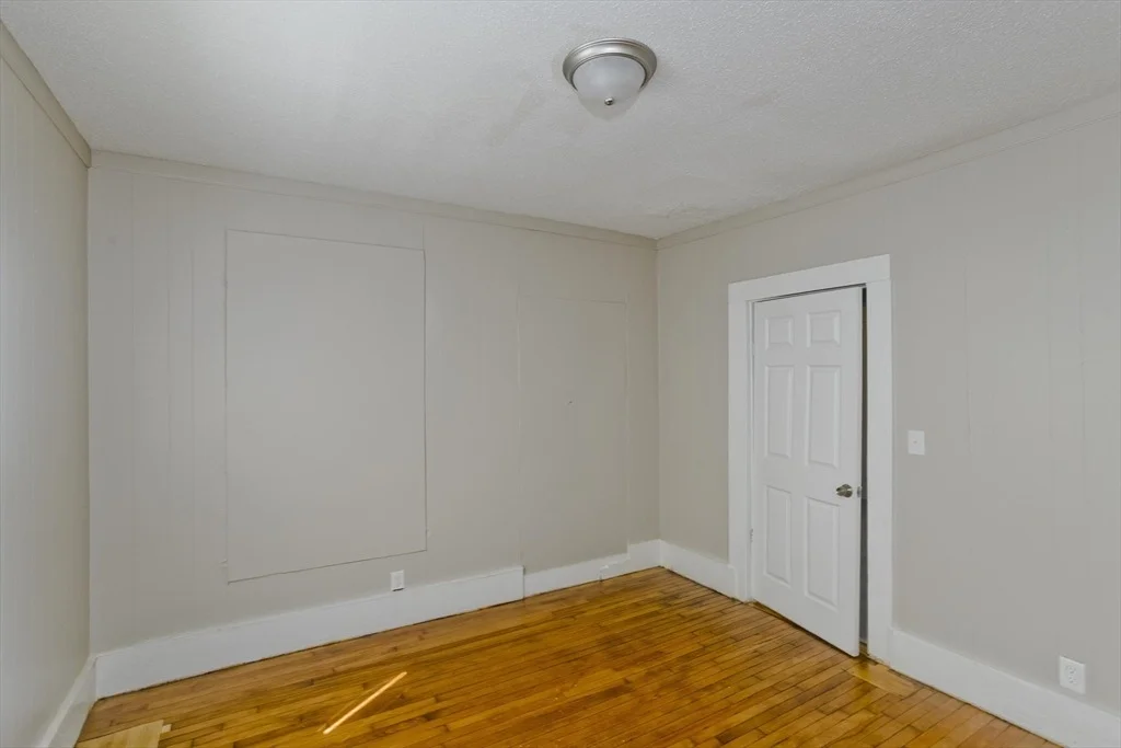 Photo of 30 Hawthorne St