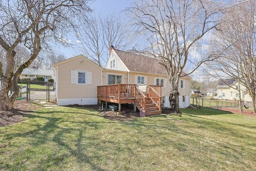 Photo of 76 Curtis Ave