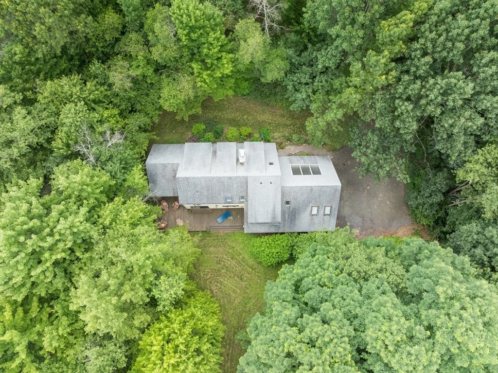 Photo of 12 High Meadow Rd
