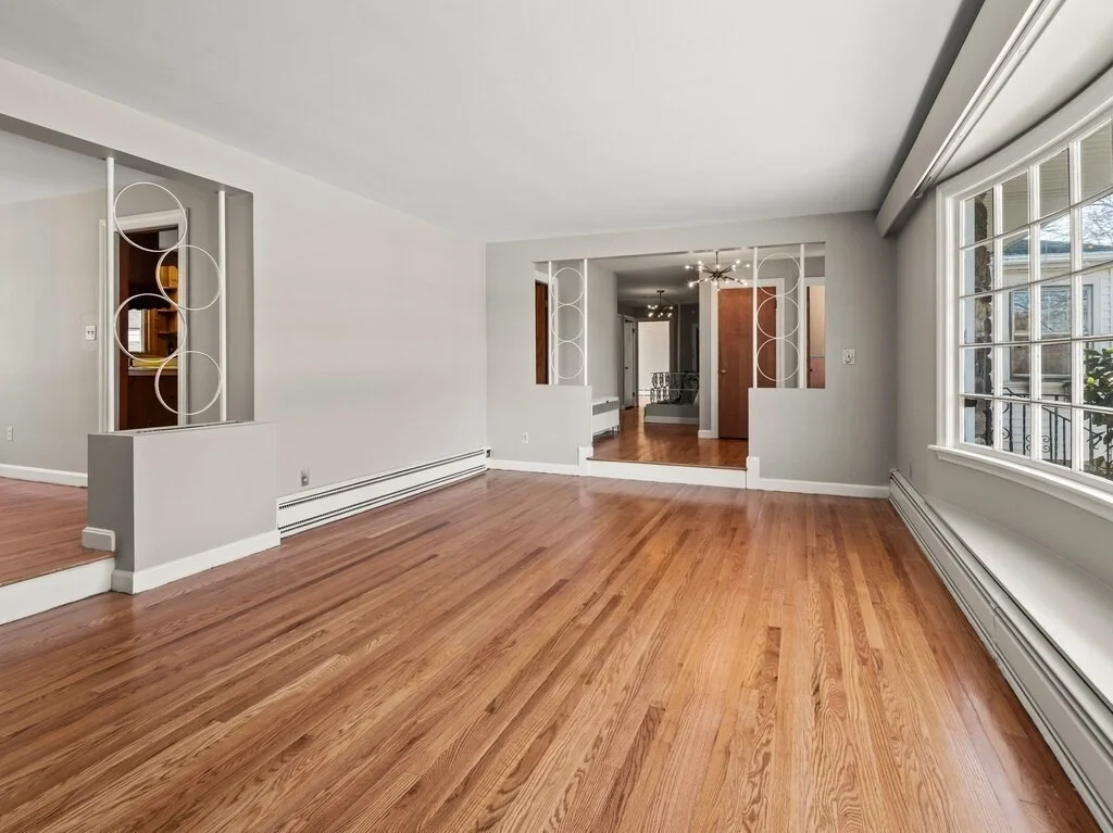 Photo of 42 Ellis Dr.