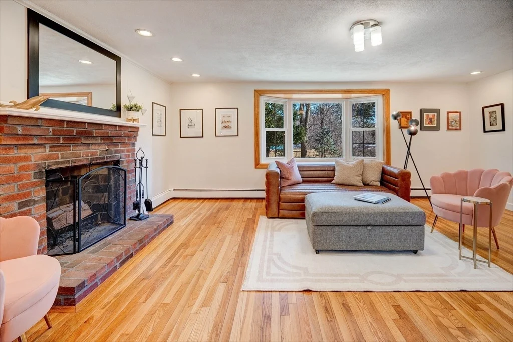 Photo of 99 Willow St