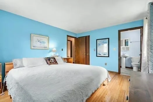 Photo of 135 Forest Avenue