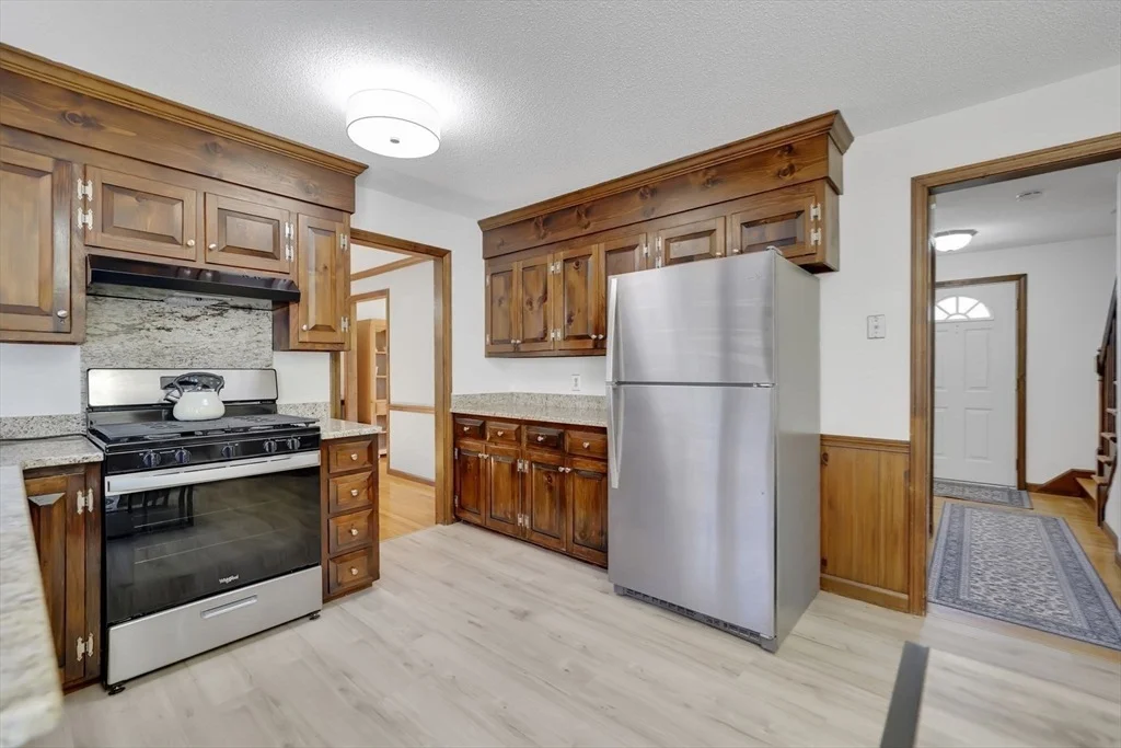 Photo of 6 Ladd Ln