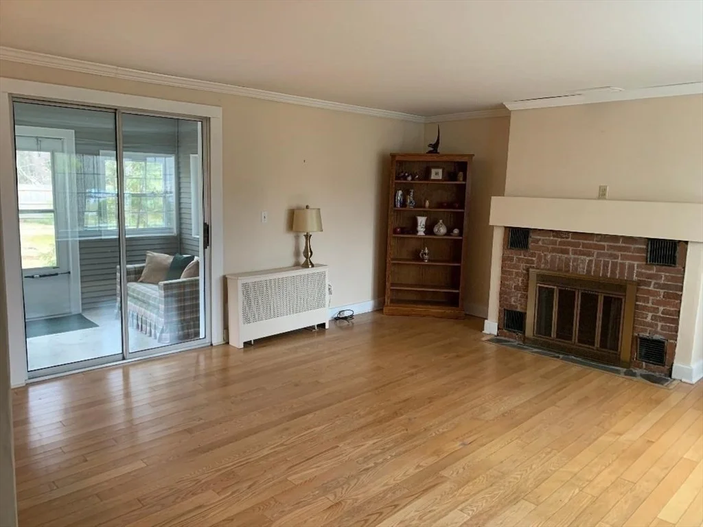 Photo of 320 Maple St