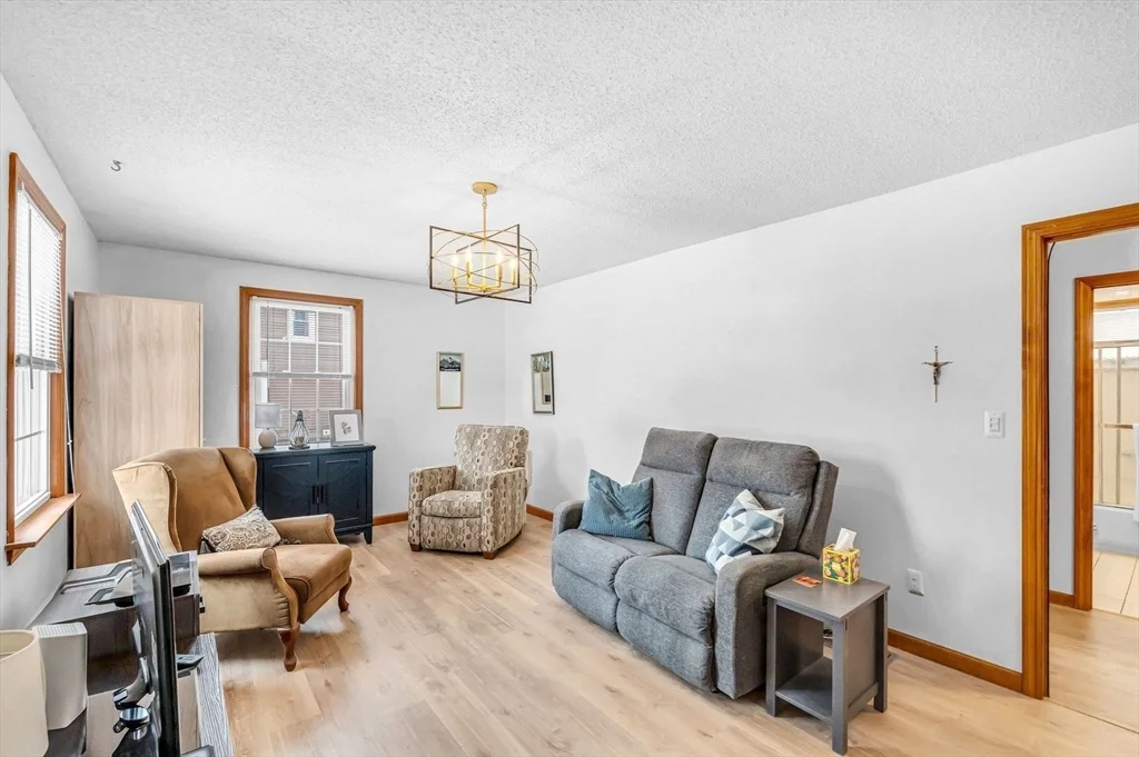 Photo of 365 Maple Rd