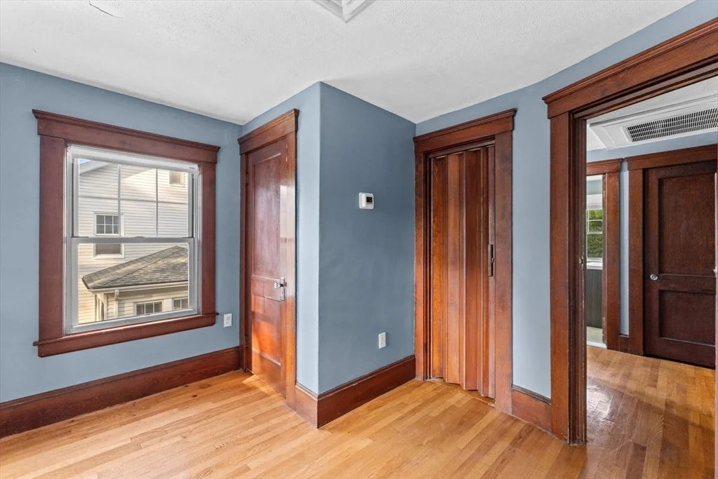 Photo of 11 Robertson Rd