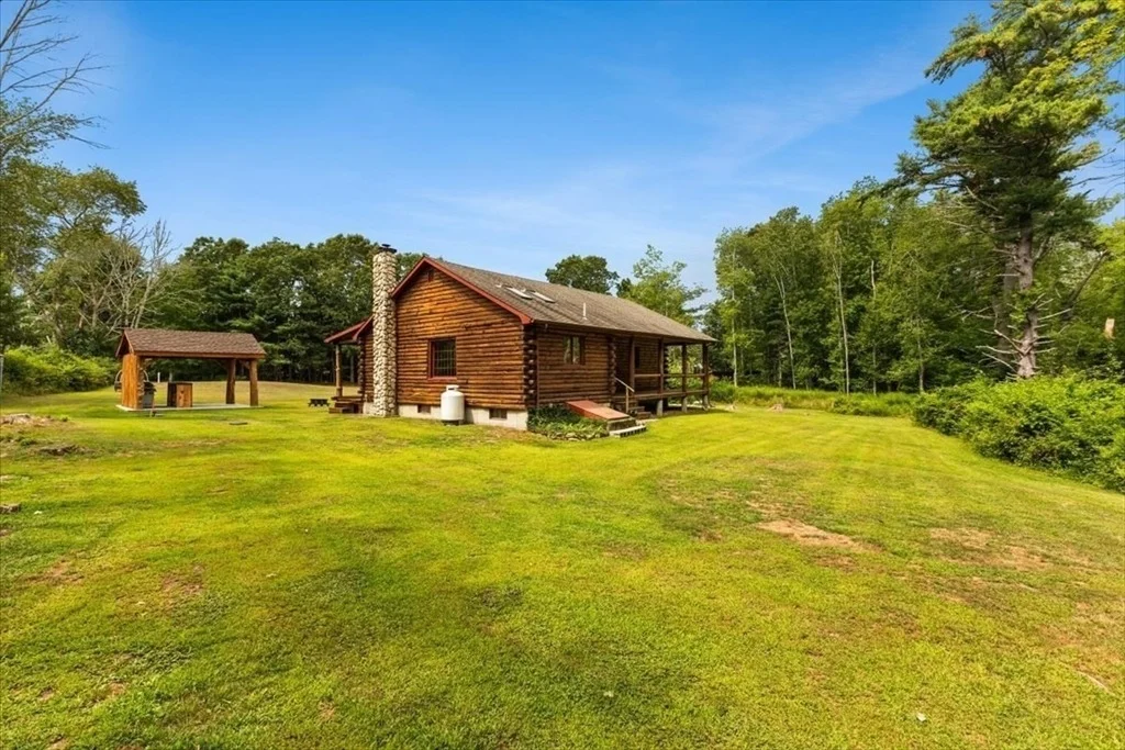 Photo of 148 Braley Hill Rd